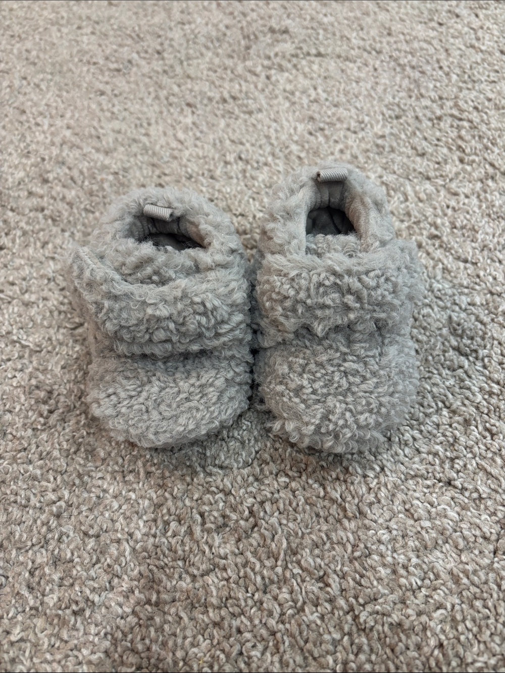 Primark Baby Cozy Grey Sherpa Baby Booties